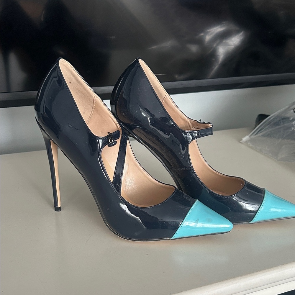 FSJ Black Patent Mary Jane Heels with Turquoise Pointed Toe
